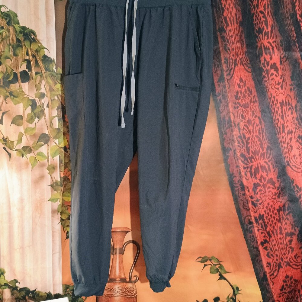 EUC: Easy Stretch Olivia Sze XL Pewter 7-Pocket Jogger Scrub Pants